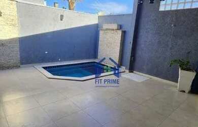 Imagem: A casa em condomínio possui 2 Dormitórios, 2 Banheiros, 2