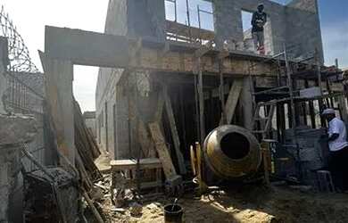 Imagem: A casa possui 2 Dormitórios, 1 Banheiro, 1 Vaga na garagem