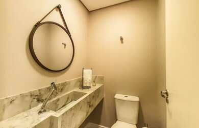 Imagem: O apartamento possui 2 Dormitórios, 3 Banheiros, 2 Vagas na