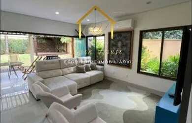 Imagem: A casa em condomínio possui 3 Dormitórios, 4 Banheiros, 4