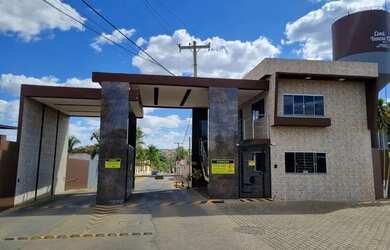 Imagem: A casa em condomínio possui 3 Dormitórios, 4 Banheiros, 3