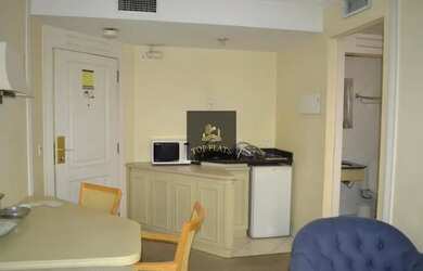 Imagem: O studio possui 1 Dormitório, 1 Banheiro, 1 Vaga na garagem