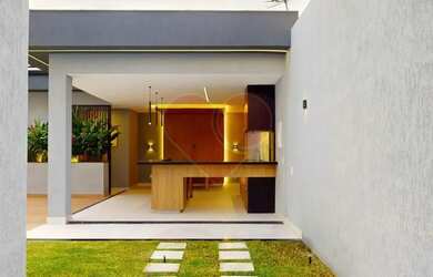 Imagem 7: Oportunidade á venda Casa de Alto Padrão no Condomínio Santa Mônica...