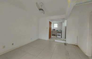 Imagem 4: Imóvel para aluguel e venda possui 50 metros quadrados com 1 quarto em...