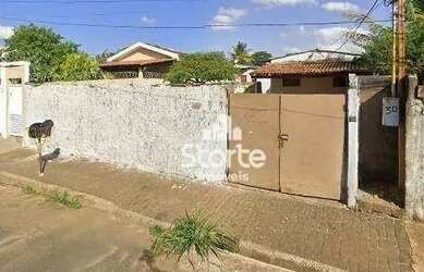 Imagem: O terreno possui 303m² de Área e está localizado em Tibery