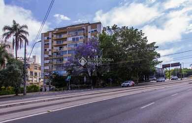 Imagem 8: Cobertura com 03 quartos e 03 vagas de garagens no bairro Petrópolis, Porto Alegre