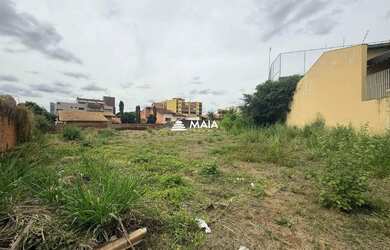 Imagem: O terreno possui 480m² de Área e está localizado em Jardim