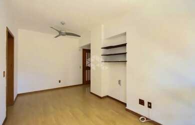 Imagem 5: Apartamento 01 dormitório sacada wc auxiliar garagem salão de festa