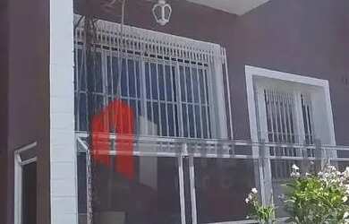 Imagem: A casa em condomínio possui 3 Dormitórios, 2 Banheiros, 3