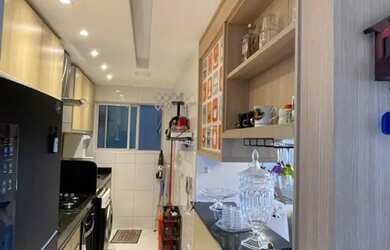 Imagem: O apartamento possui 2 Dormitórios, 2 Banheiros, 1 Vaga na