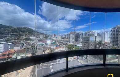 Imagem 4: Apartamento a Venda de 2 dormitórios 1 Suíte Andar Alto - Bairro Centro...