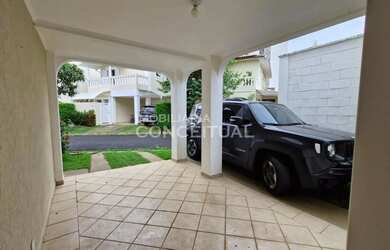 Imagem: A casa em condomínio possui 3 Dormitórios, 3 Banheiros, 2