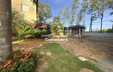 Imagem: O apartamento possui 3 Dormitórios, 1 Banheiro, 1 Vaga na garagem