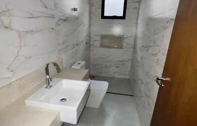 Imagem 8: Casa com piscina no Bairro Cardoso