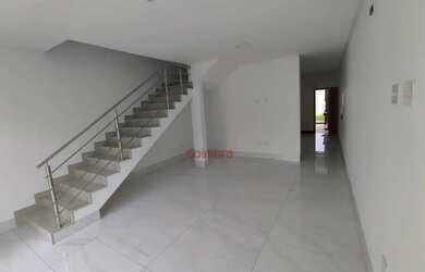 Imagem: A casa possui 2 Dormitórios, 1 Banheiro, 1 Vaga na garagem