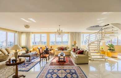 Imagem: O apartamento possui 5 Dormitórios, 5 Banheiros, 5 Vagas na