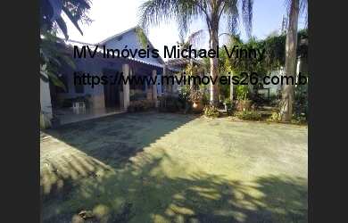 Imagem: A casa possui 4 Dormitórios, 3 Banheiros, 172m² de Área e