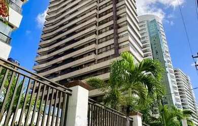 Imagem: O apartamento possui 4 Dormitórios, 5 Banheiros, 4 Vagas na