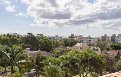 Imagem: A casa em condomínio possui 3 Dormitórios, 4 Banheiros, 4