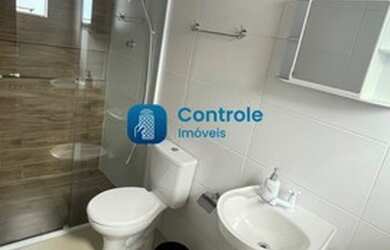 Imagem: A casa possui 3 Dormitórios, 3 Banheiros, 2 Vagas na garagem