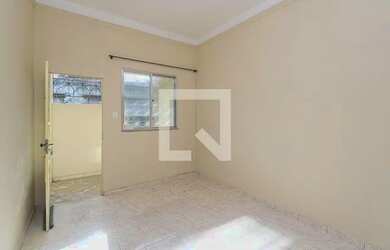 Imagem: A casa possui 1 Dormitório, 1 Banheiro, 60m² de Área e está