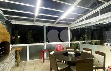 Imagem: O apartamento na cobertura à venda possui 4 Dormitórios, 5