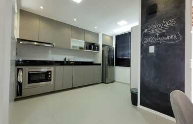 Imagem: A casa em condomínio para alugar possui 2 Dormitórios, 2 Banheiros