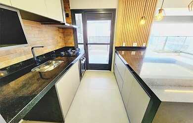 Imagem 7: CHARME E BOM GOSTO - ANDAR ALTO LINDA VISTA - METRÔ SUMARÉ