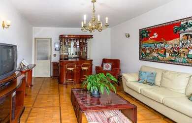 Imagem 5: Casa tipo para venda com 3 quartos, 270m²