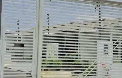 Imagem: A casa em condomínio possui 2 Dormitórios, 2 Banheiros, 1