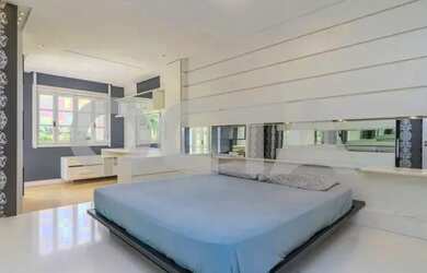 Imagem 8: Casa com 3 quartos e 5 banheiros no Alto Petrópolis