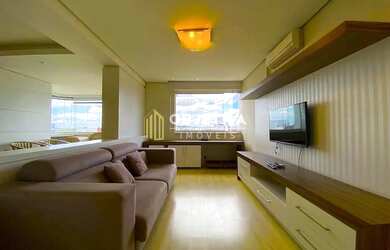 Imagem: O apartamento possui 3 Dormitórios, 1 Banheiro, 2 Vagas na