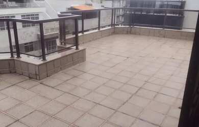 Imagem 3: EXCELENTE COBERTURA 4 quartos na quadra da Praia do Forte