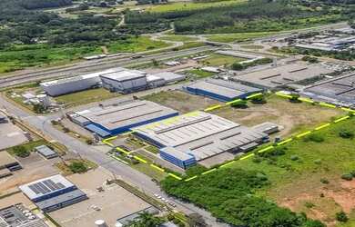 Imagem: O depósito possui 3.857m² de Área e está localizado em