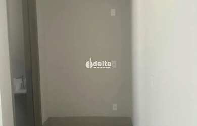 Imagem 7: Casa em condomínio disponível para venda no bairro Nova Uberlândia...