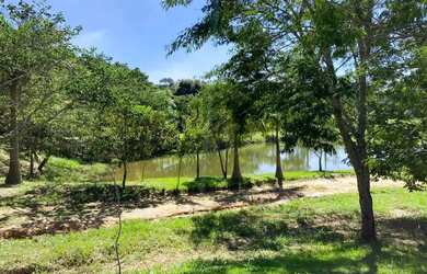 Imagem: O terreno possui 1.000m² de Área e está localizado em Carafá