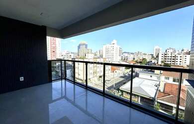 Imagem: O apartamento possui 3 Dormitórios, 1 Banheiro, 2 Vagas na