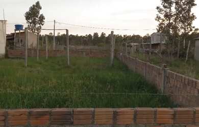 Imagem: O terreno possui 200m² de Área e está localizado em Capão