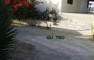 Imagem 3: OPORTUNIDADE - VENDA CASA PÉ NA AREIA - PORTEIRA FECHADA - 4 Suítes . 300 m² por R$ 450.00