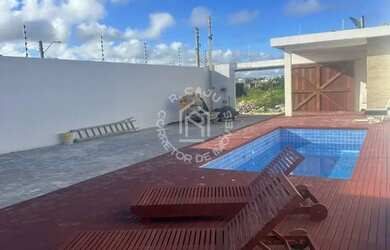 Imagem: A casa possui 3 Dormitórios, 1 Banheiro, 5 Vagas na garagem