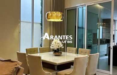 Imagem: A casa em condomínio possui 3 Dormitórios, 5 Banheiros, 2