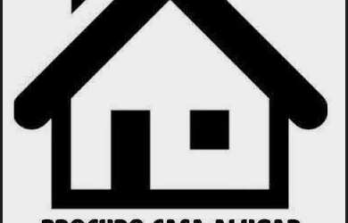 Imagem: A casa possui 2 Dormitórios, 1 Banheiro, 1 Vaga na garagem