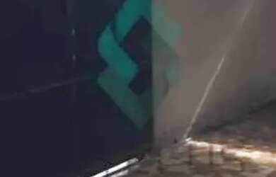 Imagem: A casa possui 4 Dormitórios, 2 Banheiros, 2 Vagas na garagem