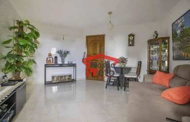 Imagem: O apartamento à venda possui 2 Dormitórios, 1 Banheiro, 1