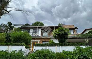 Imagem: A casa em condomínio possui 3 Dormitórios, 3 Banheiros, 5