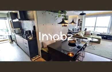 Imagem: O apartamento possui 1 Dormitório, 2 Banheiros, 2 Vagas na