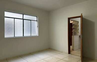 Imagem: O apartamento possui 3 Dormitórios, 2 Banheiros e 88m² de