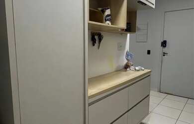 Imagem: O apartamento possui 3 Dormitórios, 3 Banheiros e Imóvel mobiliado