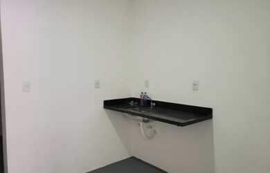 Imagem 4: Todos os Santos Loja Frente Rua Jose Bonifácio 671 R$ 5.000,00