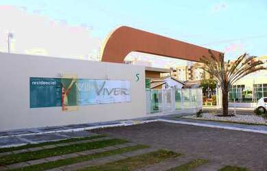 Imagem: A casa em condomínio possui 3 Dormitórios, 1 Banheiro, 2 Vagas